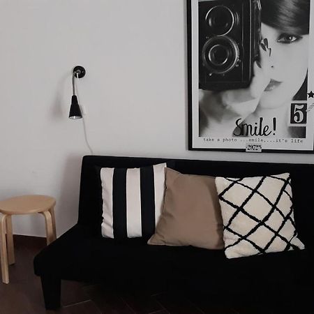 Ferienwohnung Pirtuso Del Porto Palermo Exterior foto