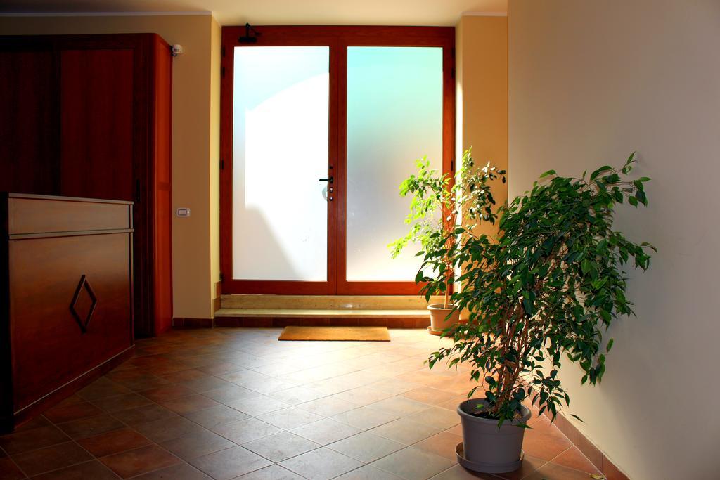 Ferienwohnung Pirtuso Del Porto Palermo Exterior foto